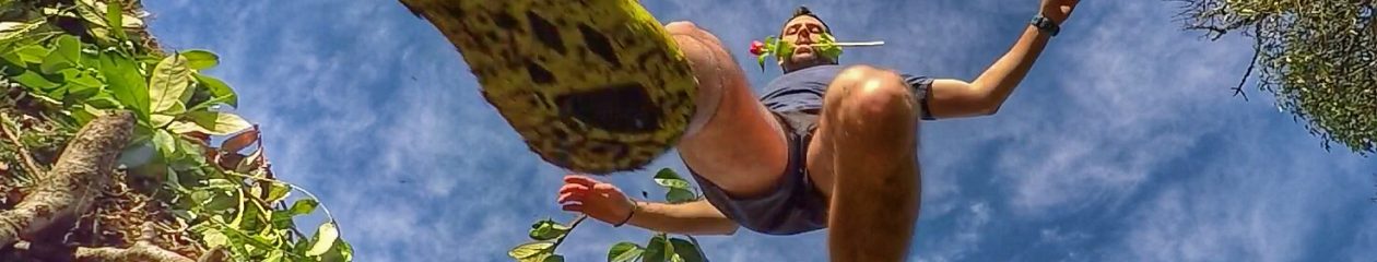 UN CAILLOU DANS LA GODASSE