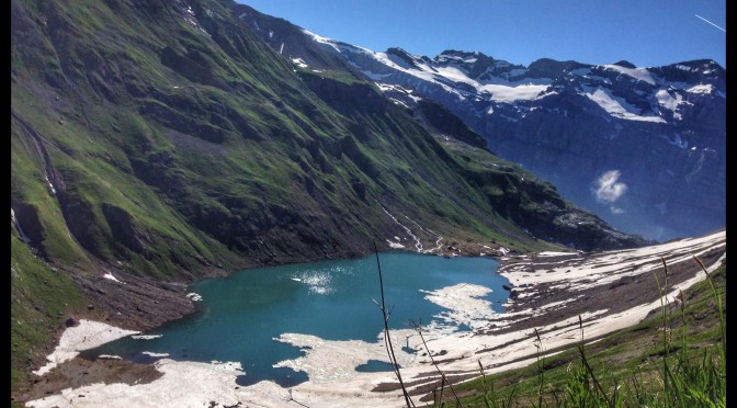 Ultra Tour du Haut Giffre, 85 kms 6000 D+, « Et au milieu de la place trônait un vieux Tilleul ou l’art de la sieste »